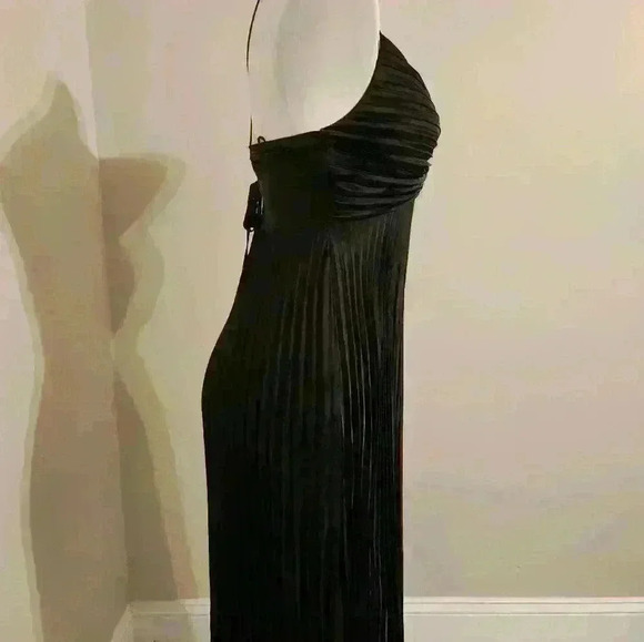 Banana republic black pleated dress - Picture 3 of 4